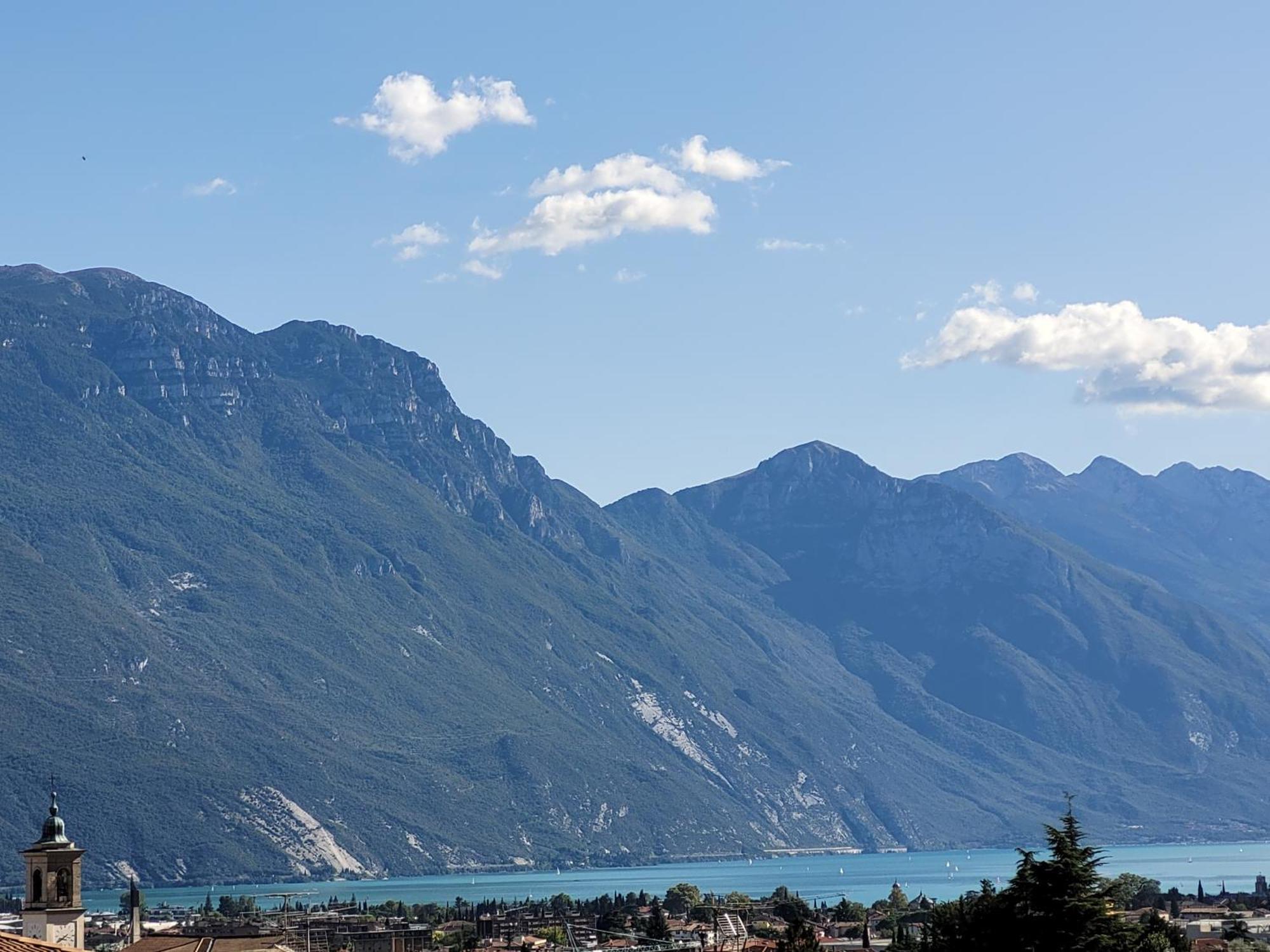 Appartamento Peace&Lake Riva del Garda Eksteriør billede