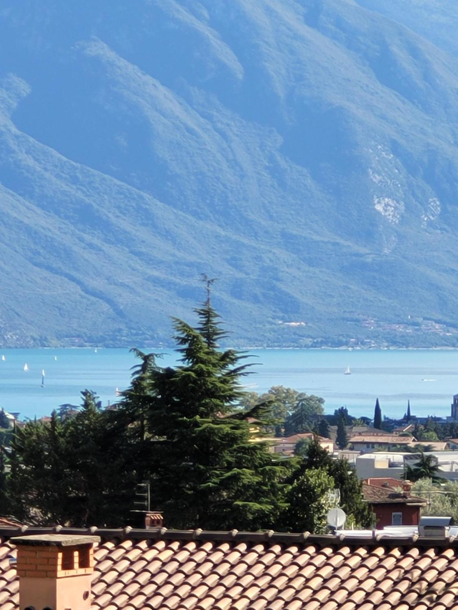 Appartamento Peace&Lake Riva del Garda Eksteriør billede