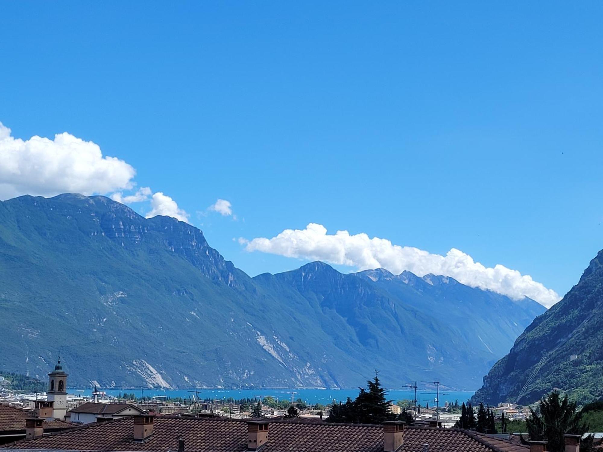 Appartamento Peace&Lake Riva del Garda Eksteriør billede